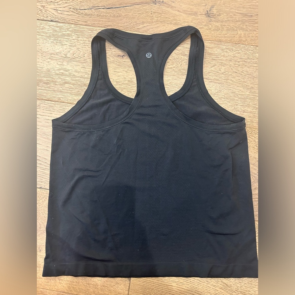 LULULEMON BLACK SWIFTLY TANK - size 8/good condition